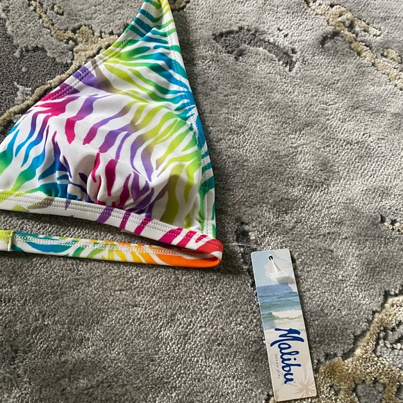 New Swim Top - Picture 2 of 5